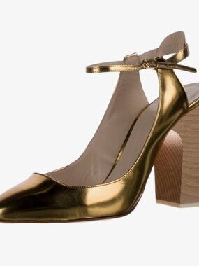 Chloe Leather Gold Pumps